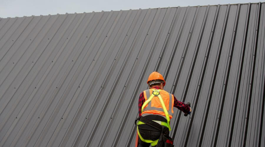 Expert Emergency Roof Repairs services in Burlington, ND